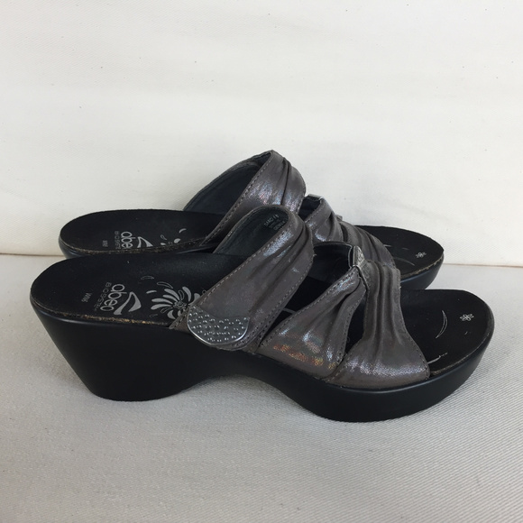 Abeo 6 Gray Silver Strappy Slide Sandals Excellent - Picture 2 of 6